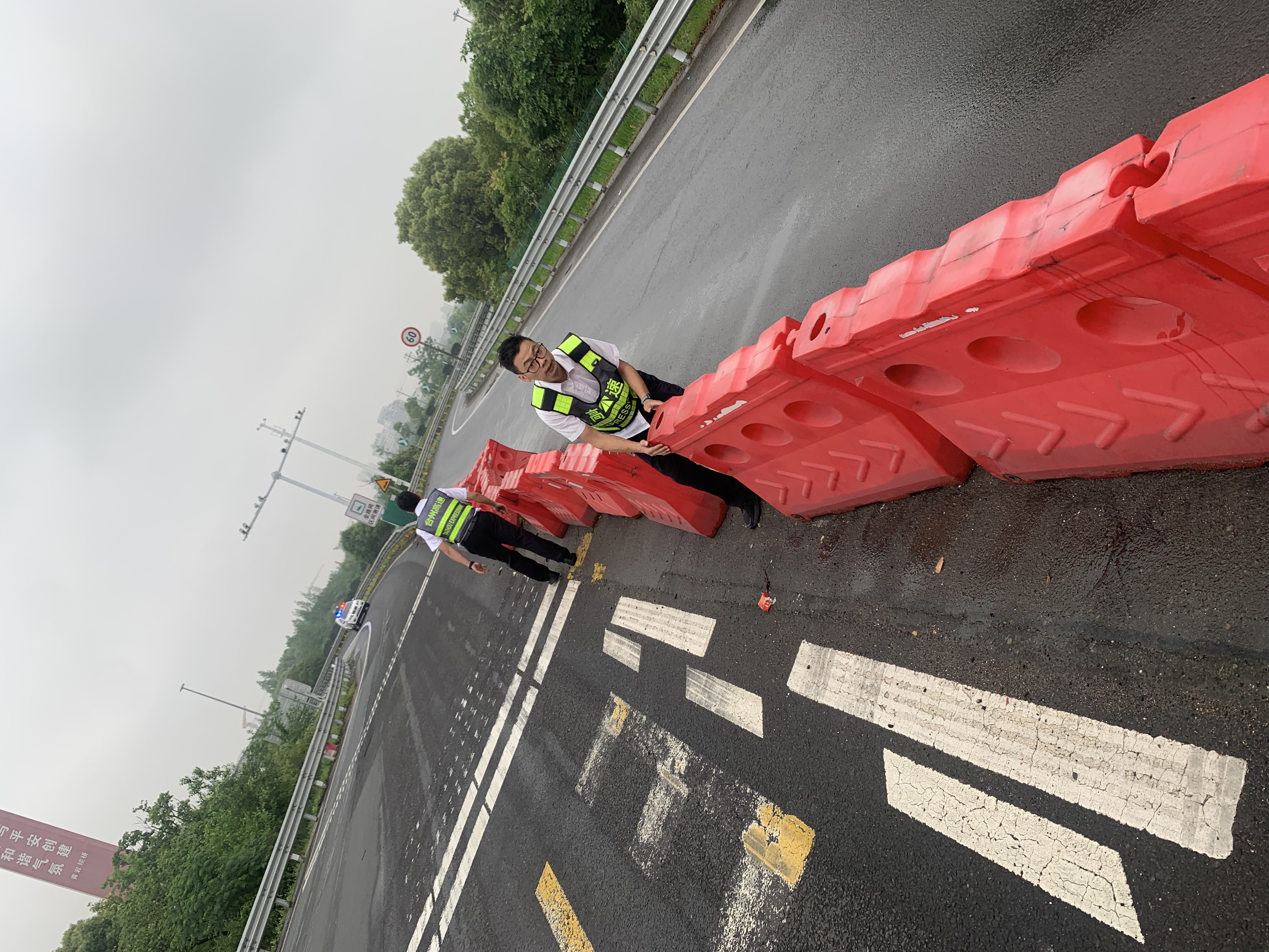 1683328642232517.jpg 圖片3李寧.jpg