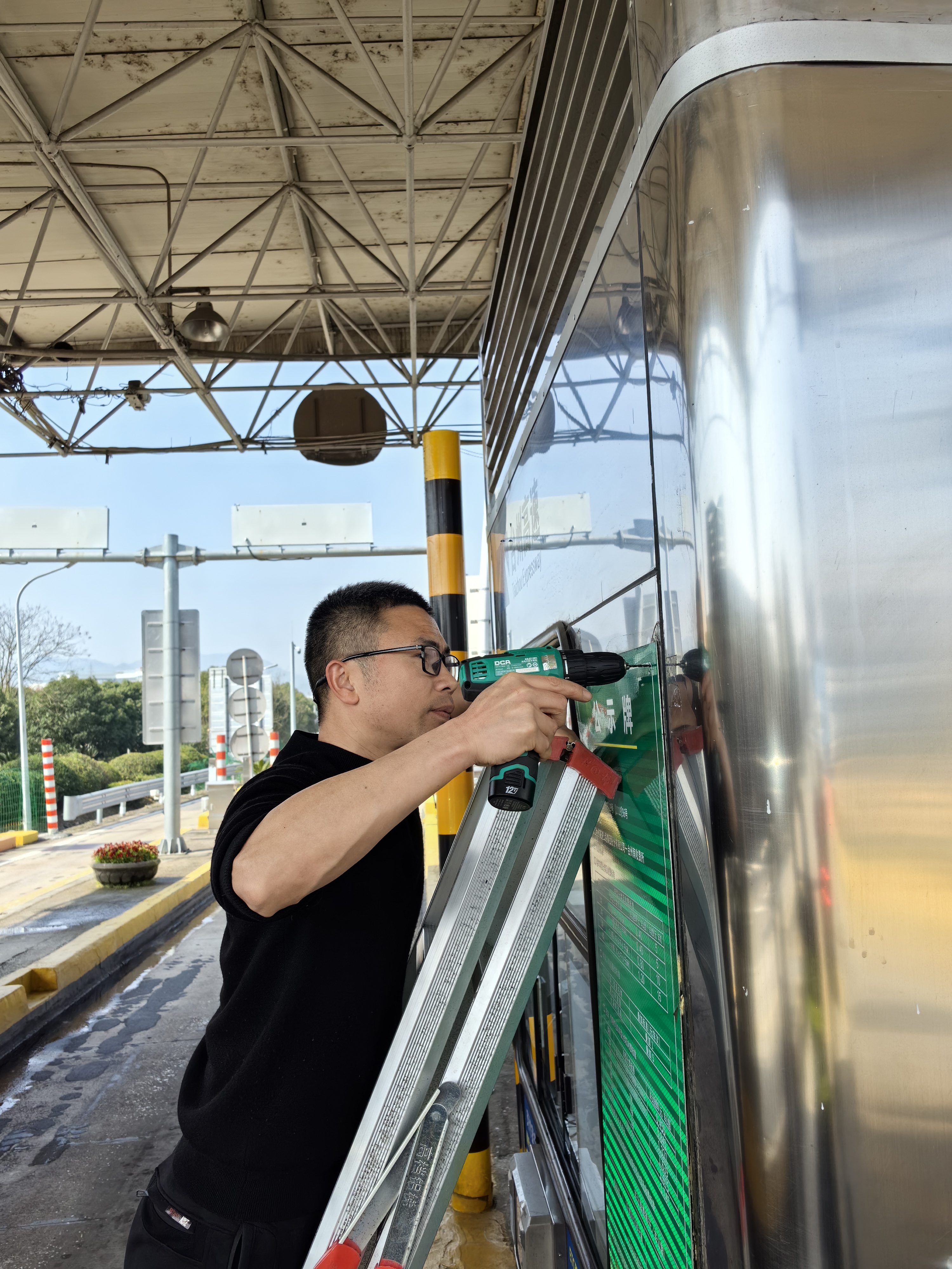 1710813786932379.jpg 4a01d50b0e293438c8cabf53f57fa52.jpg